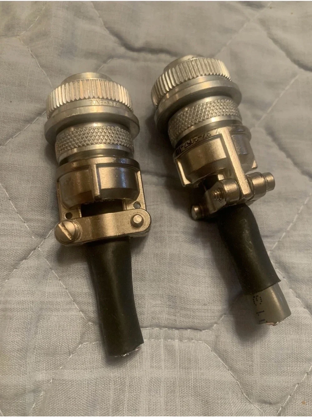 6 Pair Of Six Pin Connectors Both Male And Female